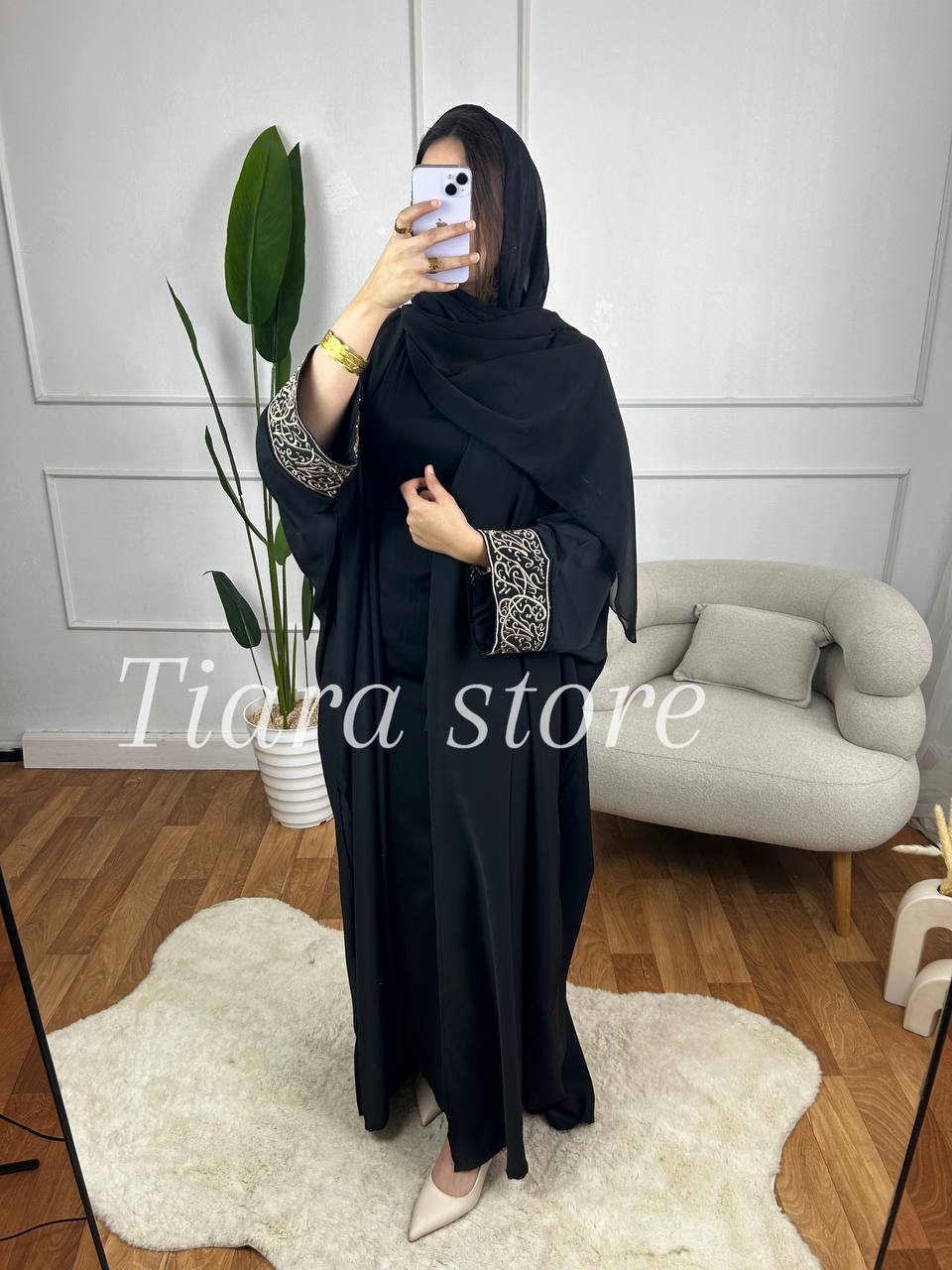 ABAYA LUNA